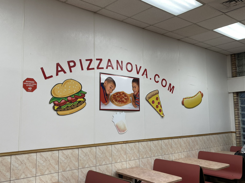 Pizza nova mural