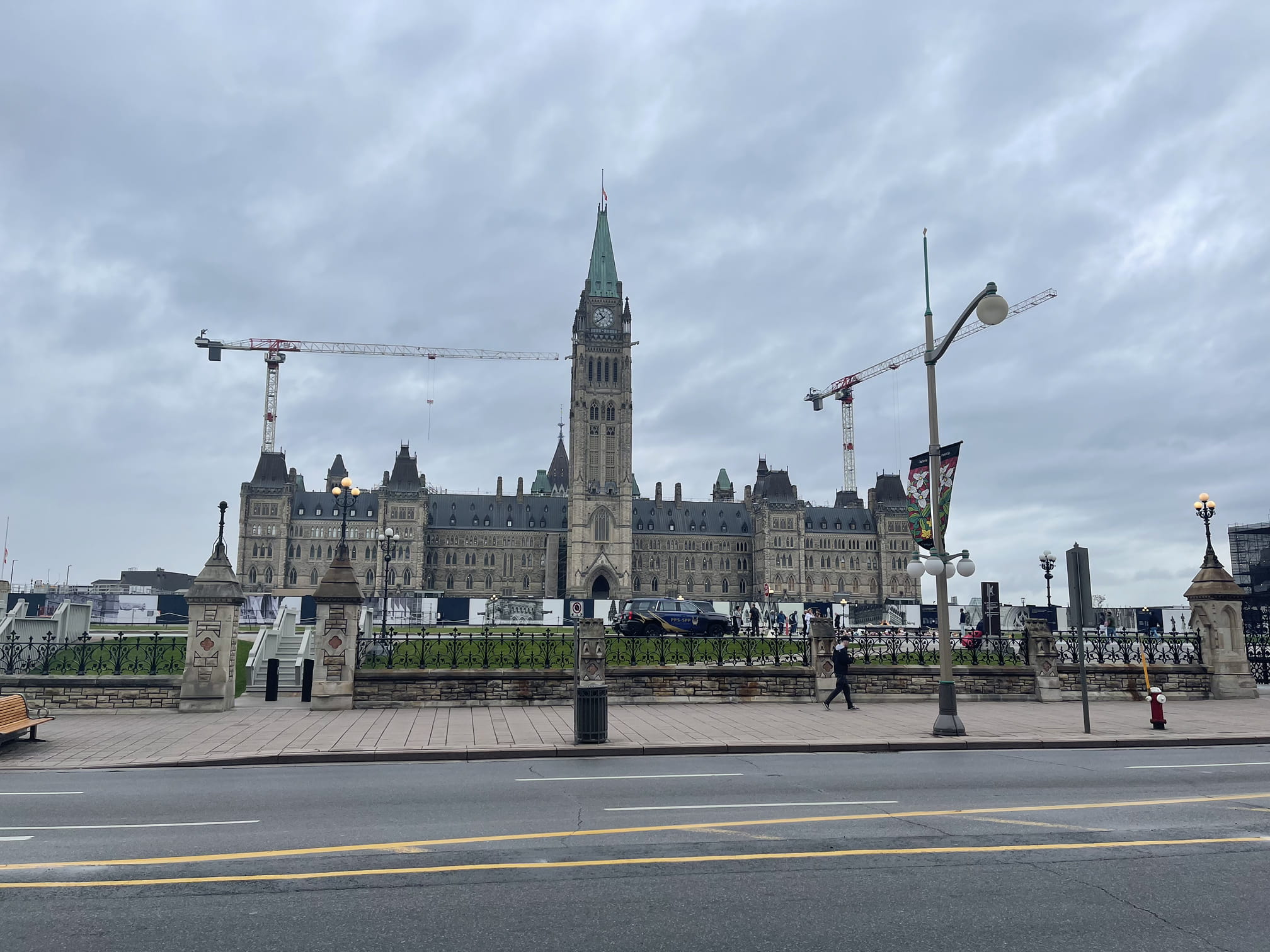 Canadian parliament in ottawa 