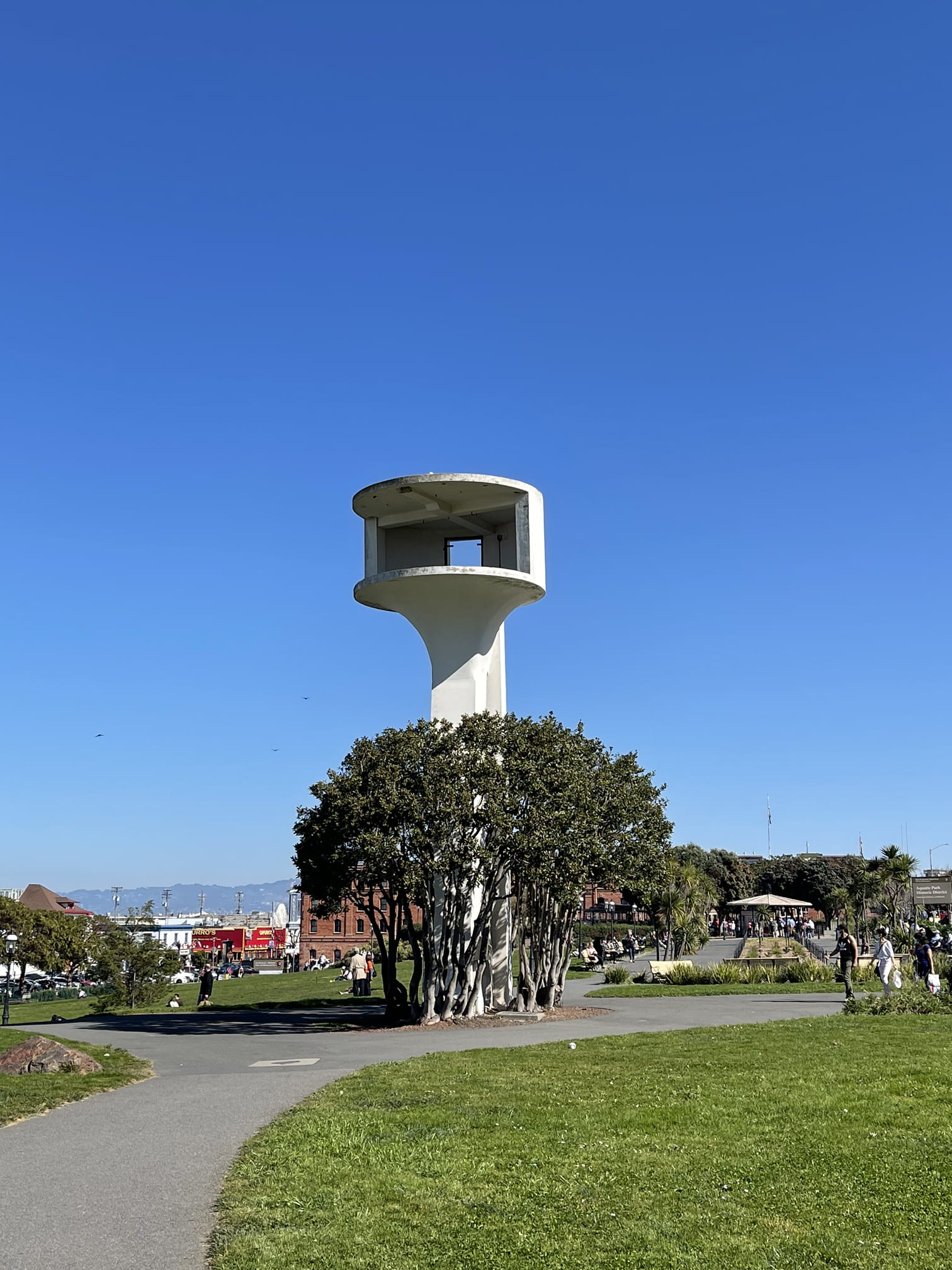 Weird vertical room lookout building thing